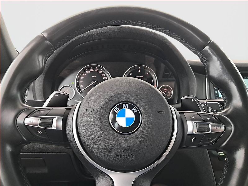 BMW X3 (2016) M Sport xDrive20d, 4X4 - fotka 17 z 22
