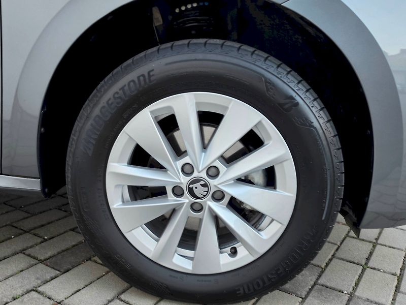 Škoda Kamiq (2025) 1,0TSI 85KW SELECTION - fotka 26 z 29