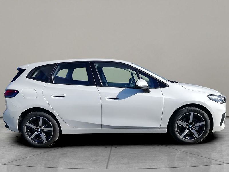 BMW Řada 2 218i 100 kW Active Tourer - fotka 3 z 19