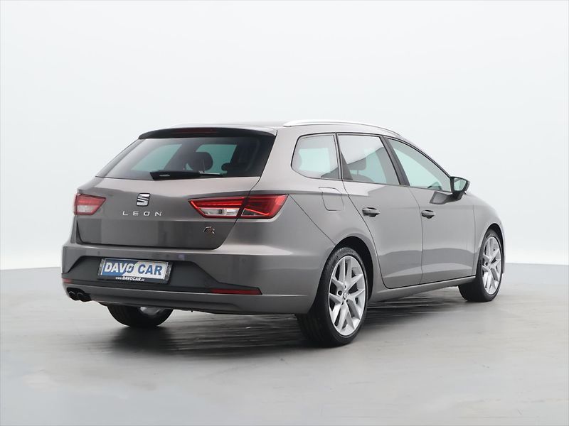 Seat Leon 1,4 TSI 110kW FR Dynamic sr.kn - fotka 7 z 26