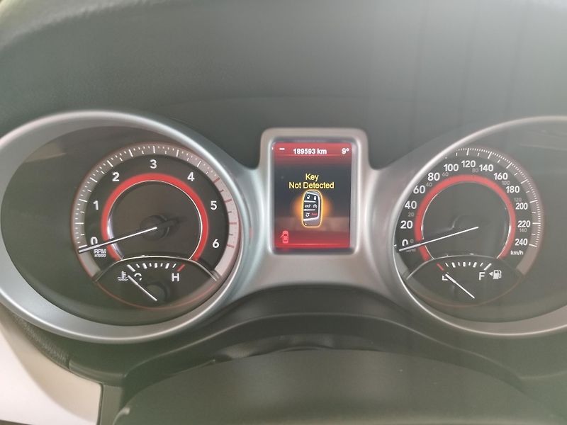 Fiat Freemont (2011) 2,0JTD,103KW,7MÍST,ALU,TAŽNÝ - fotka 32 z 32
