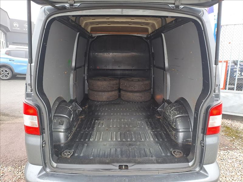 Volkswagen Transporter 2,0 TDI 4X4 LONG,2X ŠOUPAČKY - fotka 9 z 15