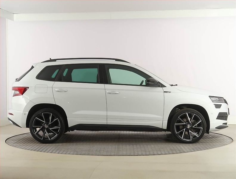 Škoda Karoq (2022) Sportline 2.0 TDI, digi klima - fotka 6 z 26