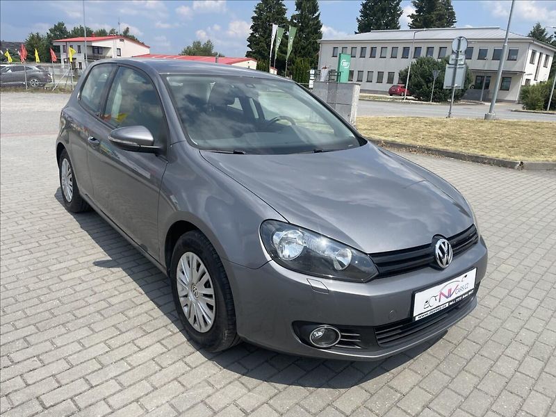 Volkswagen Golf 1,4 MPi 59kw Klima ESP - fotka 28 z 28