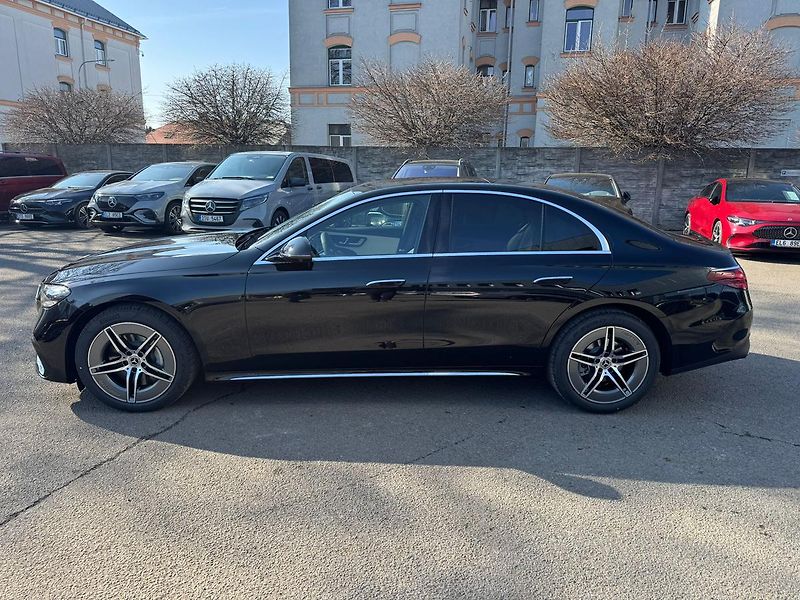 Mercedes-Benz Třídy E (2026) E 220 d 4MATIC - fotka 4 z 27