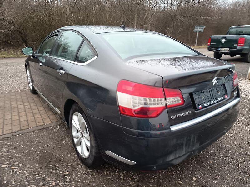 Citroën C5 (2011) 1.6i Automat - fotka 11 z 43