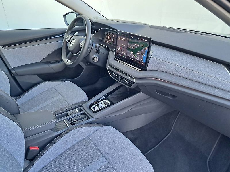 Škoda Octavia (2024) IV M-HEV Top Selection 1.5 TSI - fotka 22 z 30