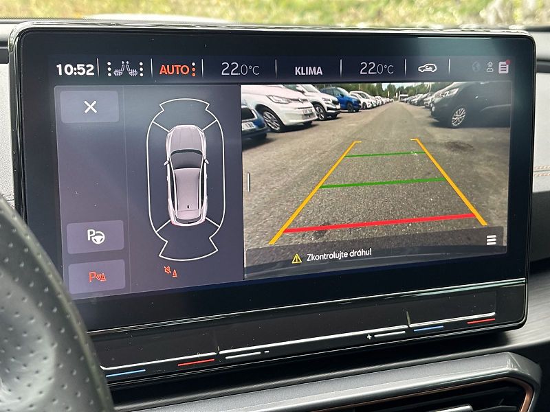 Cupra Formentor (2024) 1.5 TSI DSG - fotka 12 z 28