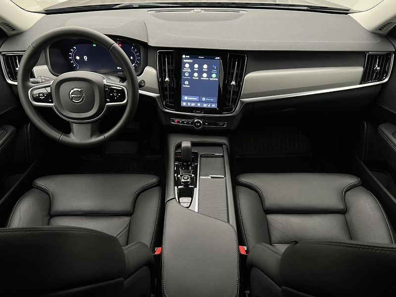 Volvo V90 CC B4 AWD PLUS AUT  - fotka 2 z 42