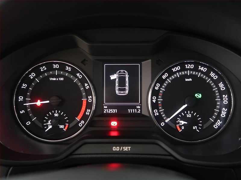 Škoda Octavia (2015) Scout 2.0 TDI, 4X4, Automat - fotka 11 z 14