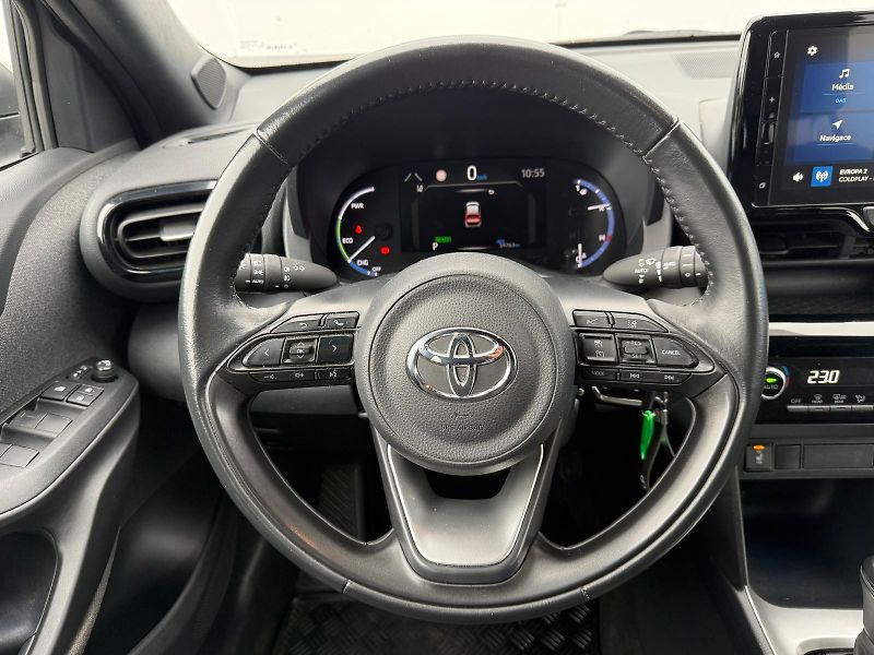 Toyota Yaris Cross 1.5 HSD e-CVT Style Tech FWD - fotka 15 z 26