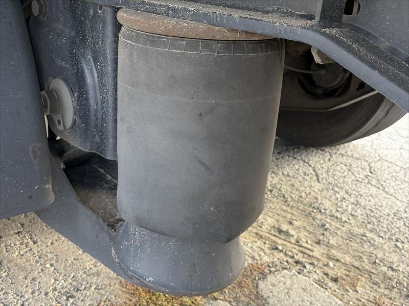 DAF XF 510 FAN 6x2 - fotka 15 z 22