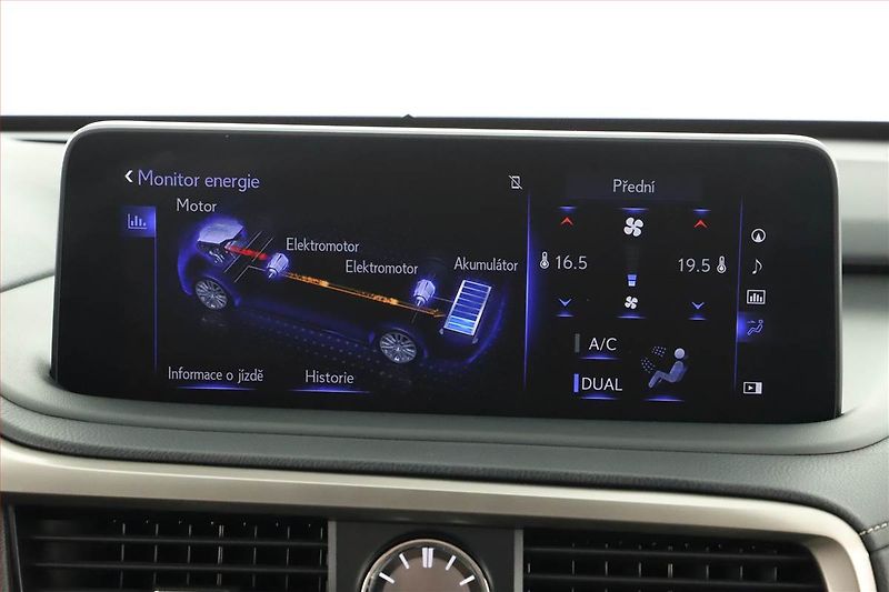 Lexus RX 400h (2023) 450 h - fotka 14 z 20