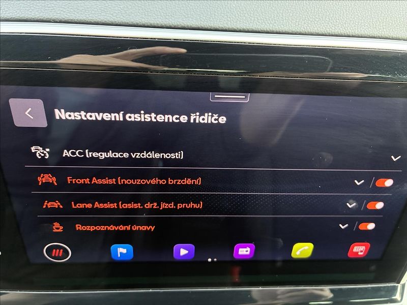 Seat Tarraco 2,0 TDI FR MANUÁL TAŽNÉ KAMERA - fotka 28 z 37