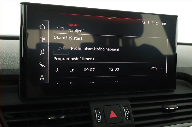 Audi Q5 (2024) 50 TFSI e - fotka 16 z 27