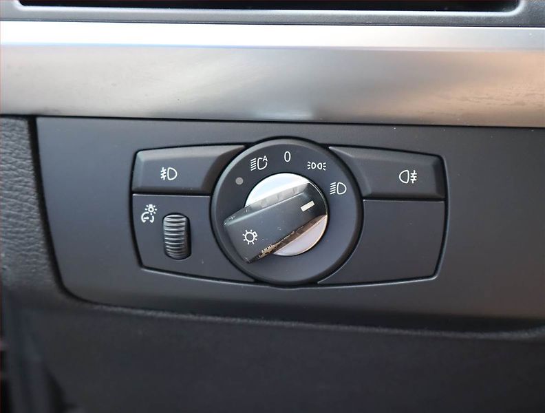 BMW X6 (2010) xDrive30d, 4X4, Automat, Kůže - fotka 20 z 24
