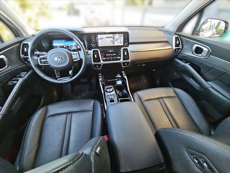 Kia Sorento 2,2 CRDi 148 Premium 4x4 AT - fotka 8 z 11