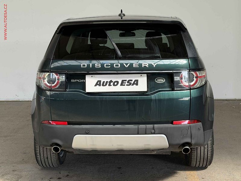 Land Rover Discovery Sport (2015) 2.0 TD4 4x4 HSE, AT, bixen - fotka 5 z 19