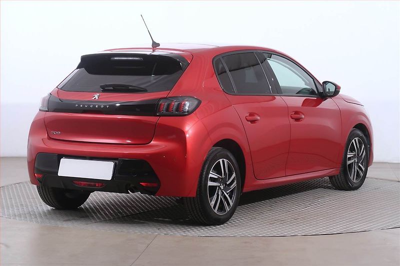 Peugeot 208 (2020) Allure Pack 1.2 PureTech - fotka 5 z 23