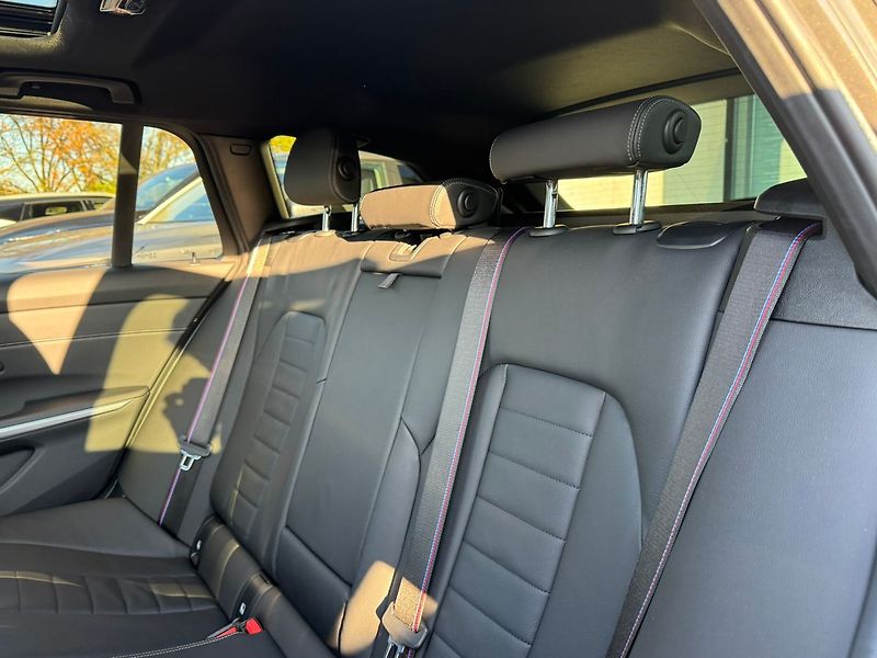 BMW Řada 3 M340i xDrive Touring El. Tažné - fotka 13 z 19