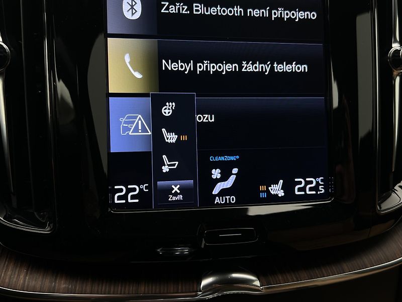 Volvo XC60 B4 AWD INSCRIPTION AUT 1.maj. - fotka 36 z 39