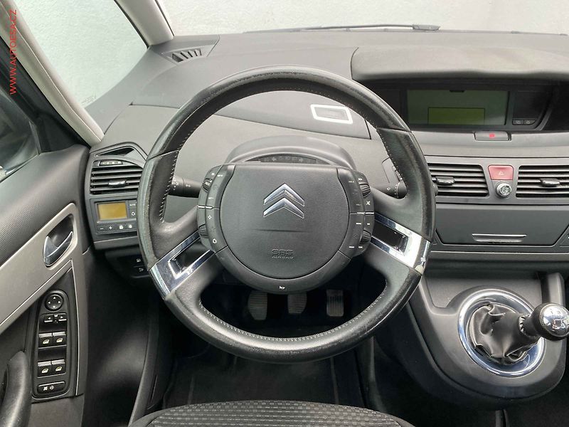 Citroën C4 Picasso (2009) 1.6i, autoAC, temp - fotka 11 z 18