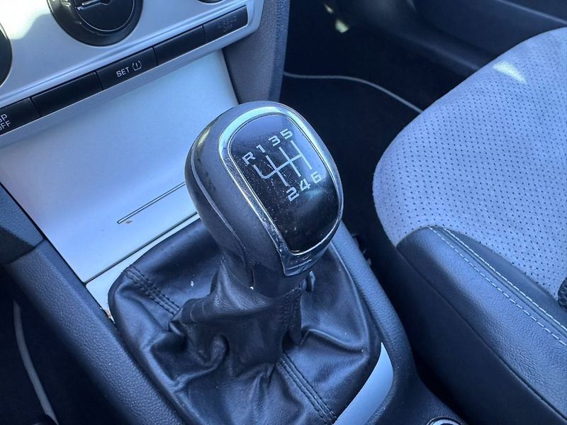 Škoda Octavia (2007) RS 2,0 TDI 125 KW 2X KOLA - fotka 32 z 50