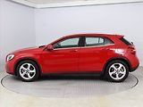 Mercedes-Benz GLA (2018) 180 d, Automat, Serv.kniha - náhled 2