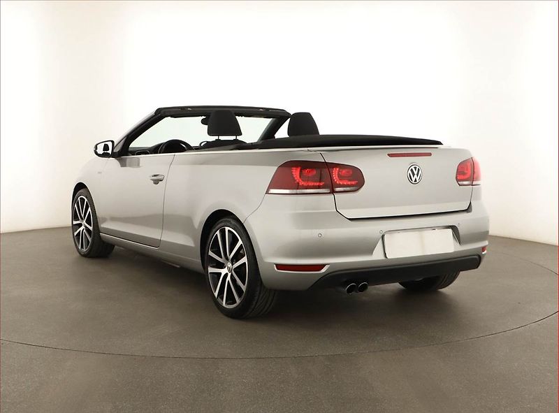 Volkswagen Golf (2015) 2.0 TDI, Serv.kniha, Navi - fotka 4 z 14