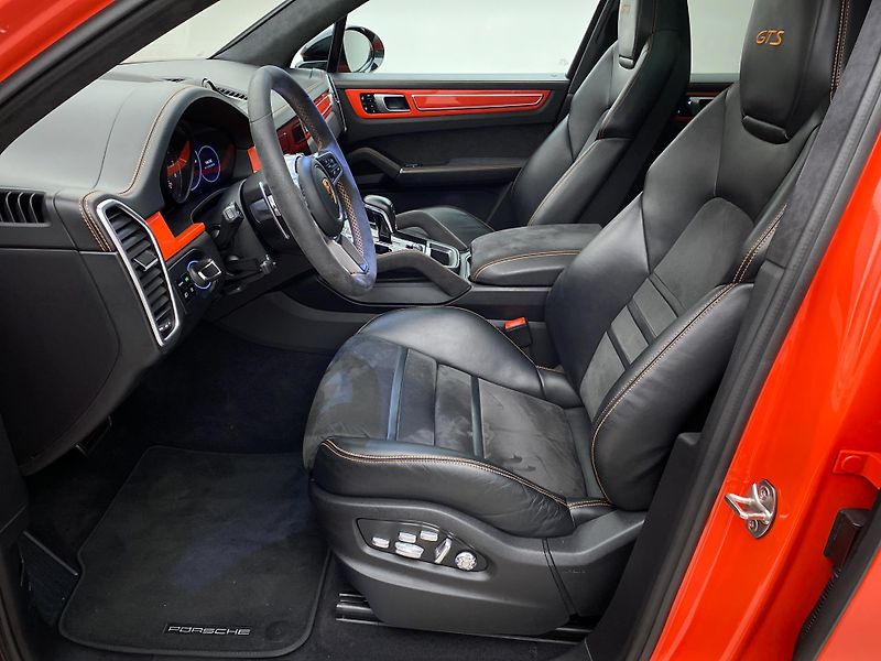 Porsche Cayenne GTS 4.0 V8 4x4 AUT CZ Záruka - fotka 3 z 72