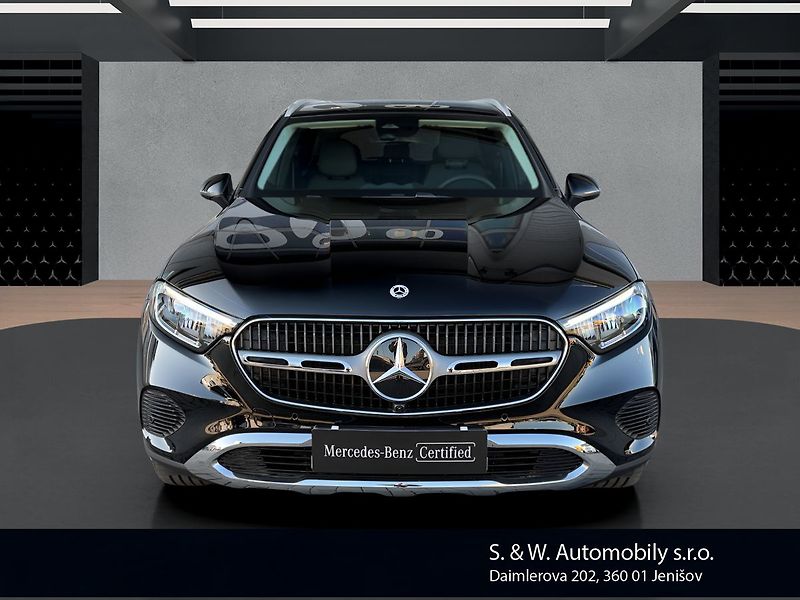 Mercedes-Benz GLC 200 d 4MATIC - fotka 2 z 35