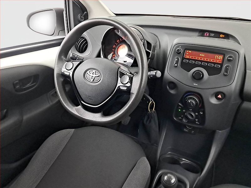 Toyota Aygo (2021) 1.0 VVT-i, LPG - fotka 7 z 14