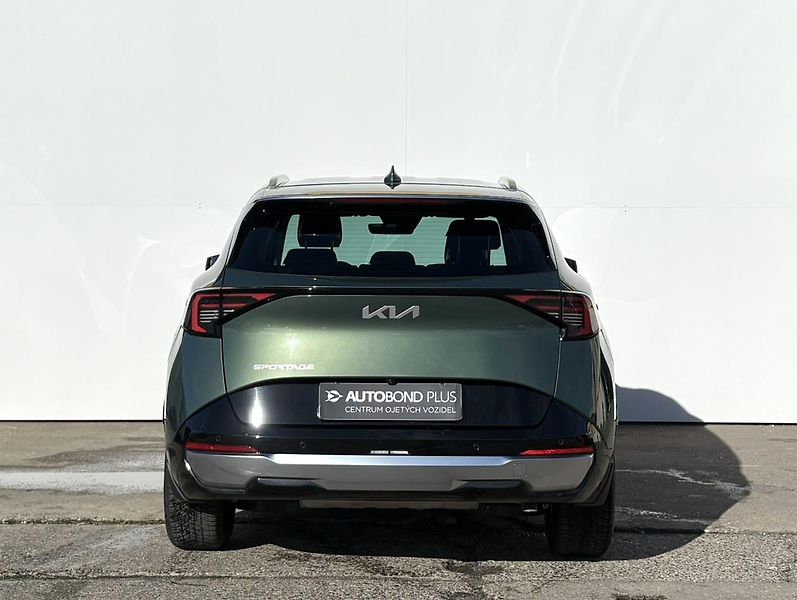 Kia Sportage 1.6 T-GDI 110kW DCT TOP - fotka 9 z 22
