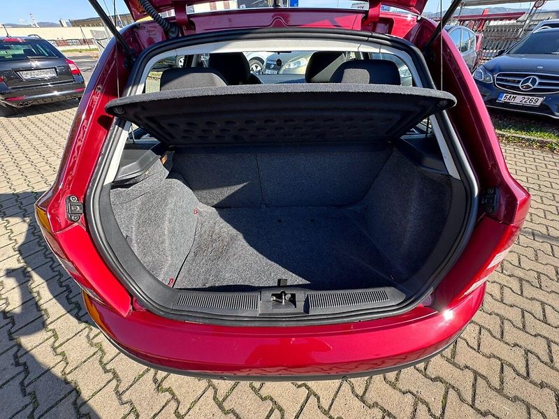 Škoda Fabia (2006) 1,4i 55 KW KILOMETRY STK - fotka 34 z 40