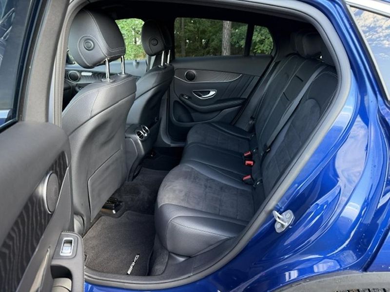 Mercedes-Benz GLC 250d 4MATIC, AMG PAKET, ČR - fotka 15 z 39