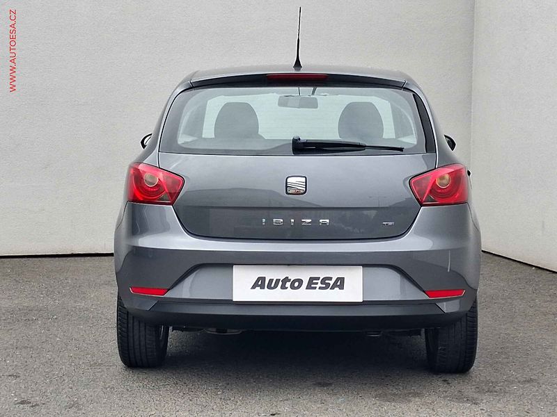 Seat Ibiza (2014) 1.2 TSi, Reference - fotka 5 z 17