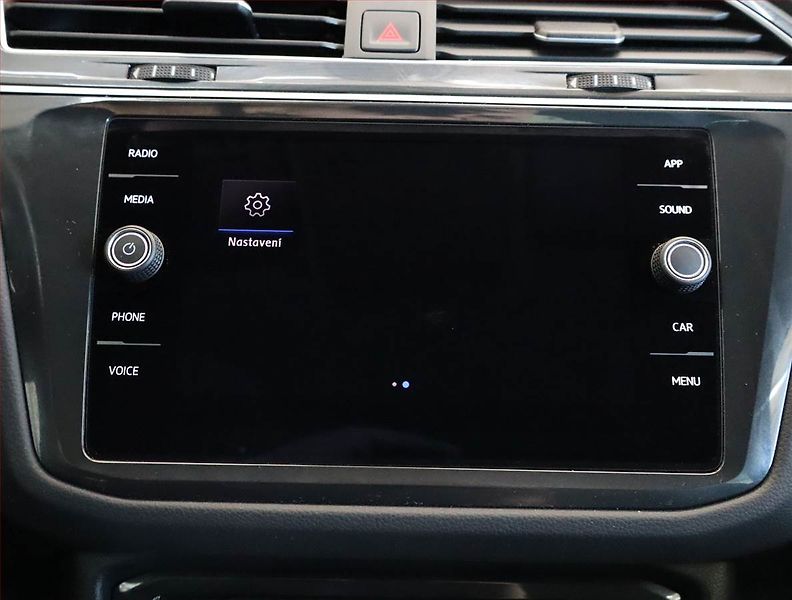 Volkswagen Tiguan (2020) Elegance 2.0 TSI - fotka 20 z 29