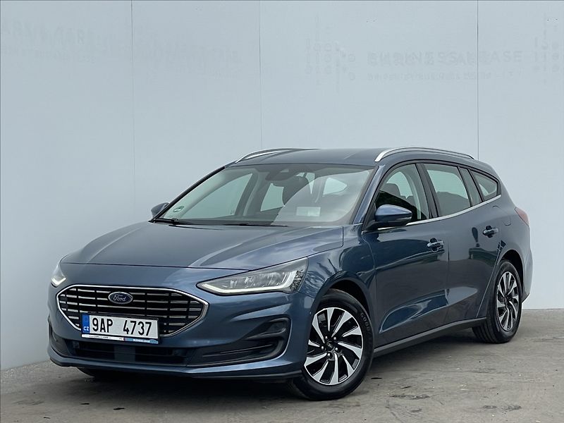 Ford Focus 1,0 EcoBoost A7 Combi Titanium - fotka 1 z 21