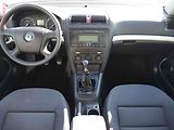 Škoda Octavia (2005) 1.9 TDI, AC, temp - náhled 8