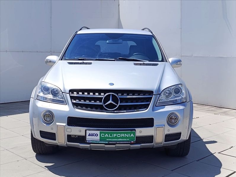 Mercedes-Benz Třídy M 3,0 CDi 4Matic AMG Kůže Navi - fotka 3 z 31