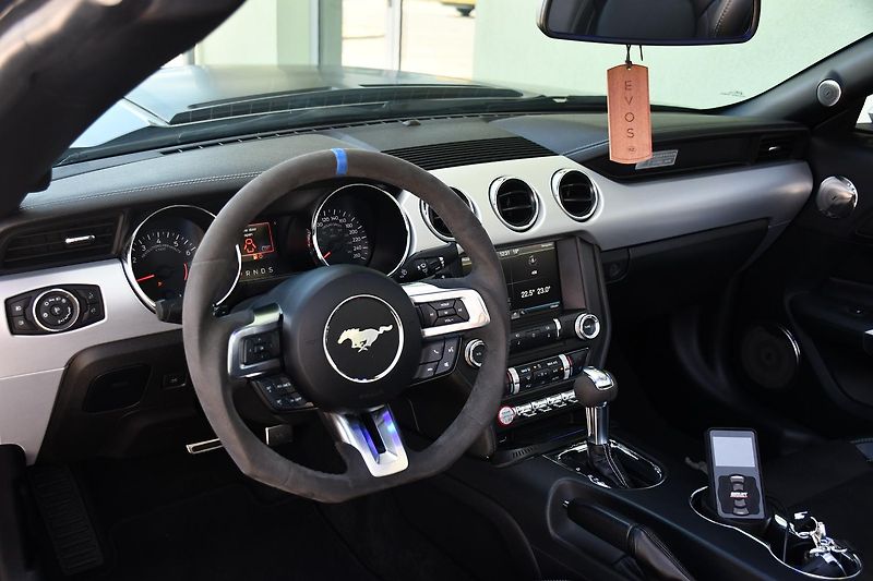 Ford Mustang 5.0V8 REMUS ČR ZADÁNO - fotka 18 z 40