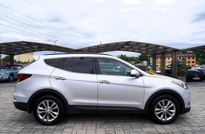 Hyundai Santa Fe 2.2 CRDi 4WD/Style/4x4/CZ - fotka 6 z 50