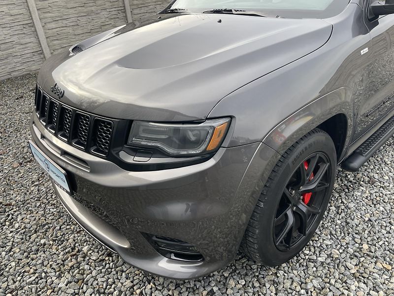 Jeep Grand Cherokee 6.4i 480PS HEMI SRT CZ 78000KM - fotka 15 z 187