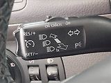 Volkswagen Touran (2012) 1.6 TDI, Tempomat - náhled 21