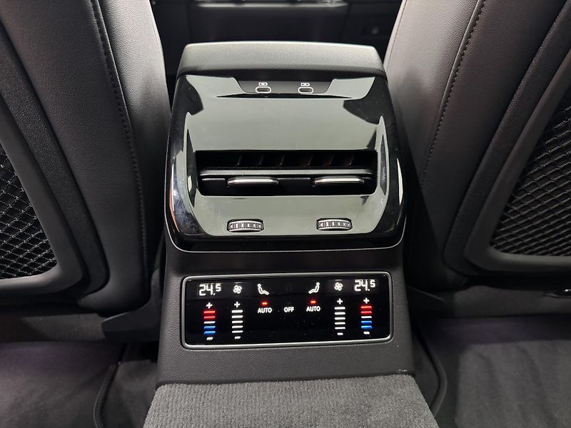 Audi A6 40TDi-4x4-S-LINE-R21-EDICE ONE - fotka 41 z 50