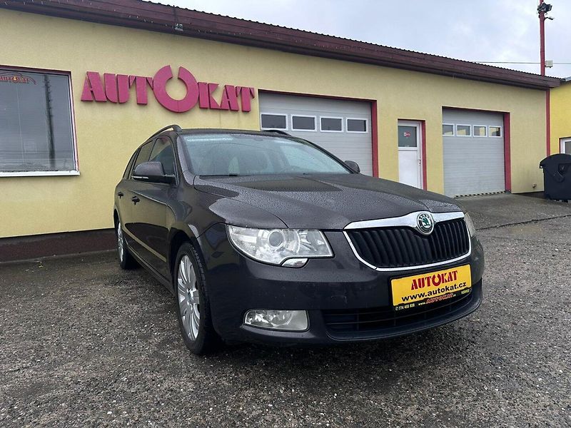Škoda Superb (2011) 2.0TDi VýhřevSedadel/Serv.Knih - fotka 1 z 25