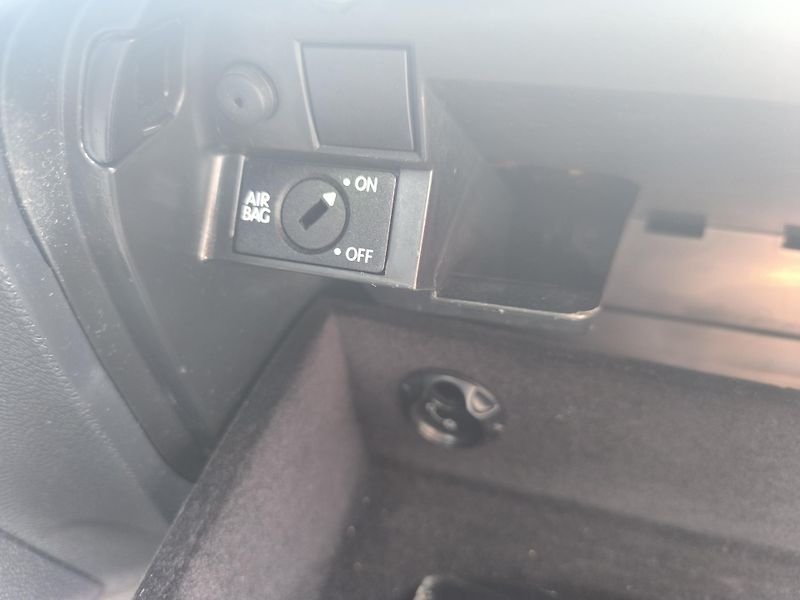 Volkswagen Golf (2010) 2.0 TDi 4x4 ČR,DOLOŽENÉ KM - fotka 21 z 25