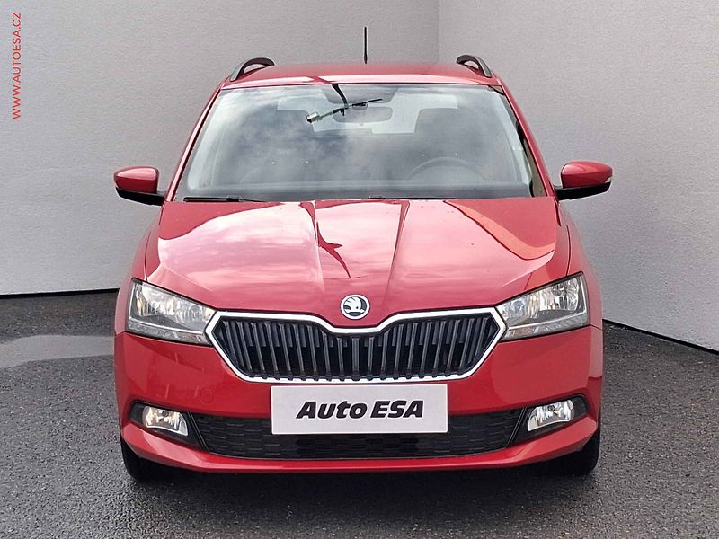Škoda Fabia (2022) 1.0 TSi, 2.maj,ČR, Ambition - fotka 2 z 13