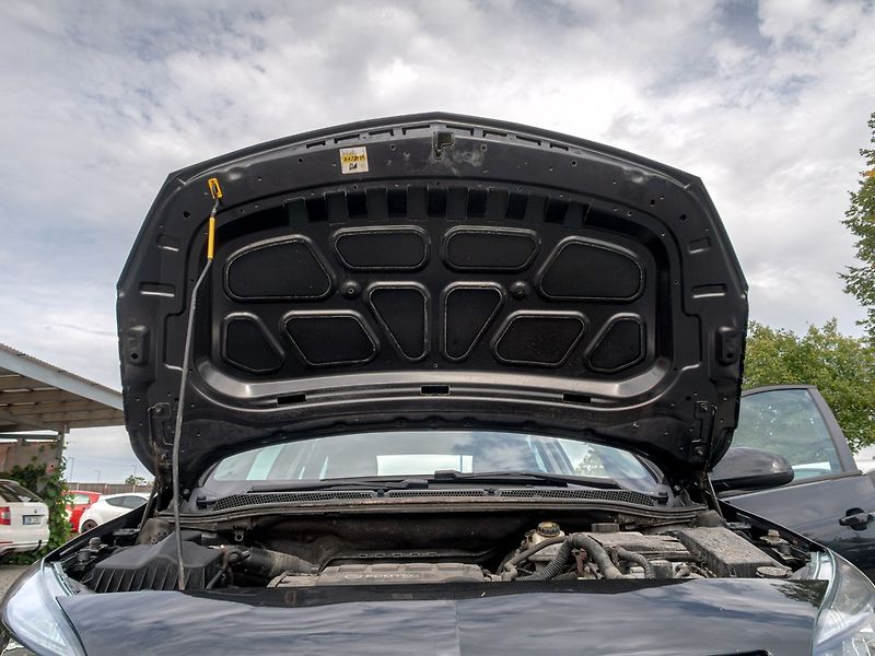 Opel Astra (2012) 1.4i 16V 74KW – SERVISKA - fotka 35 z 45