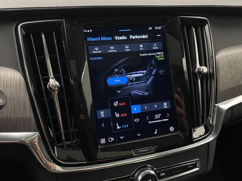 Volvo V90 CC B5 AWD BRIGHT PLUS AUT CZ - fotka 39 z 49